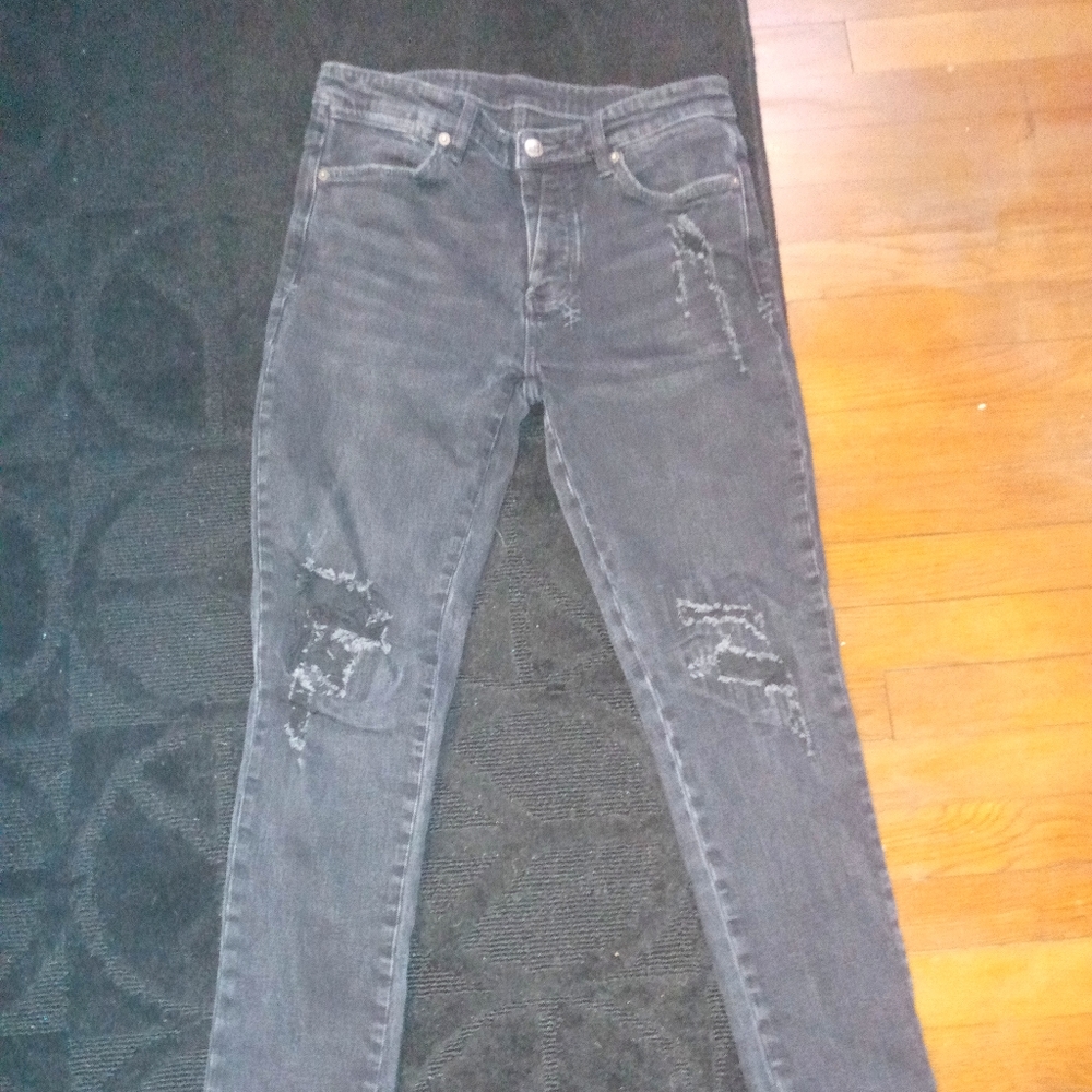 KSUBI VAN WINKLE
